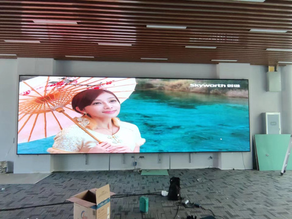 红安P1.53led小间距屏安装案例